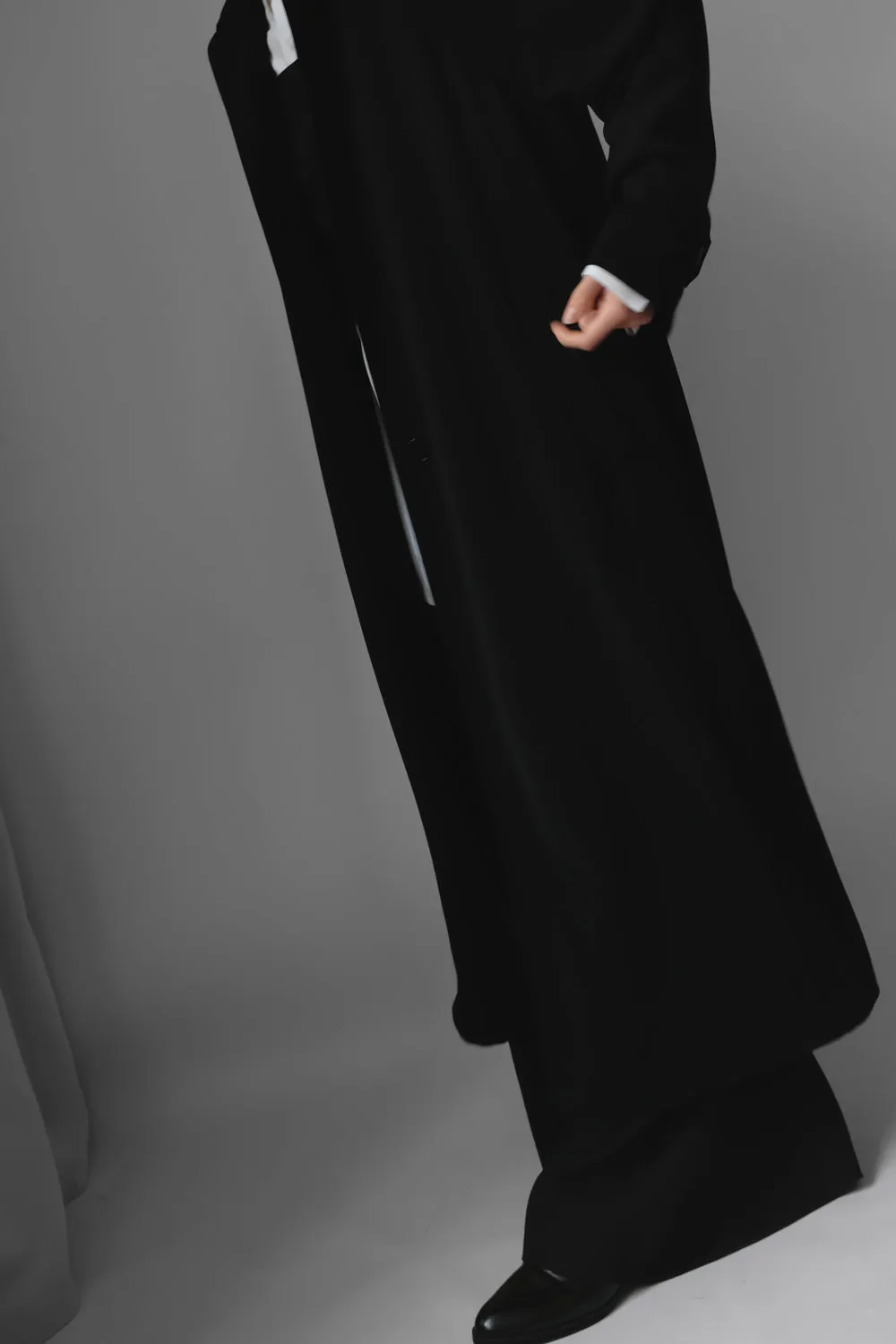 CLEAN BLACK LONG VINTAGE TRENCH COAT