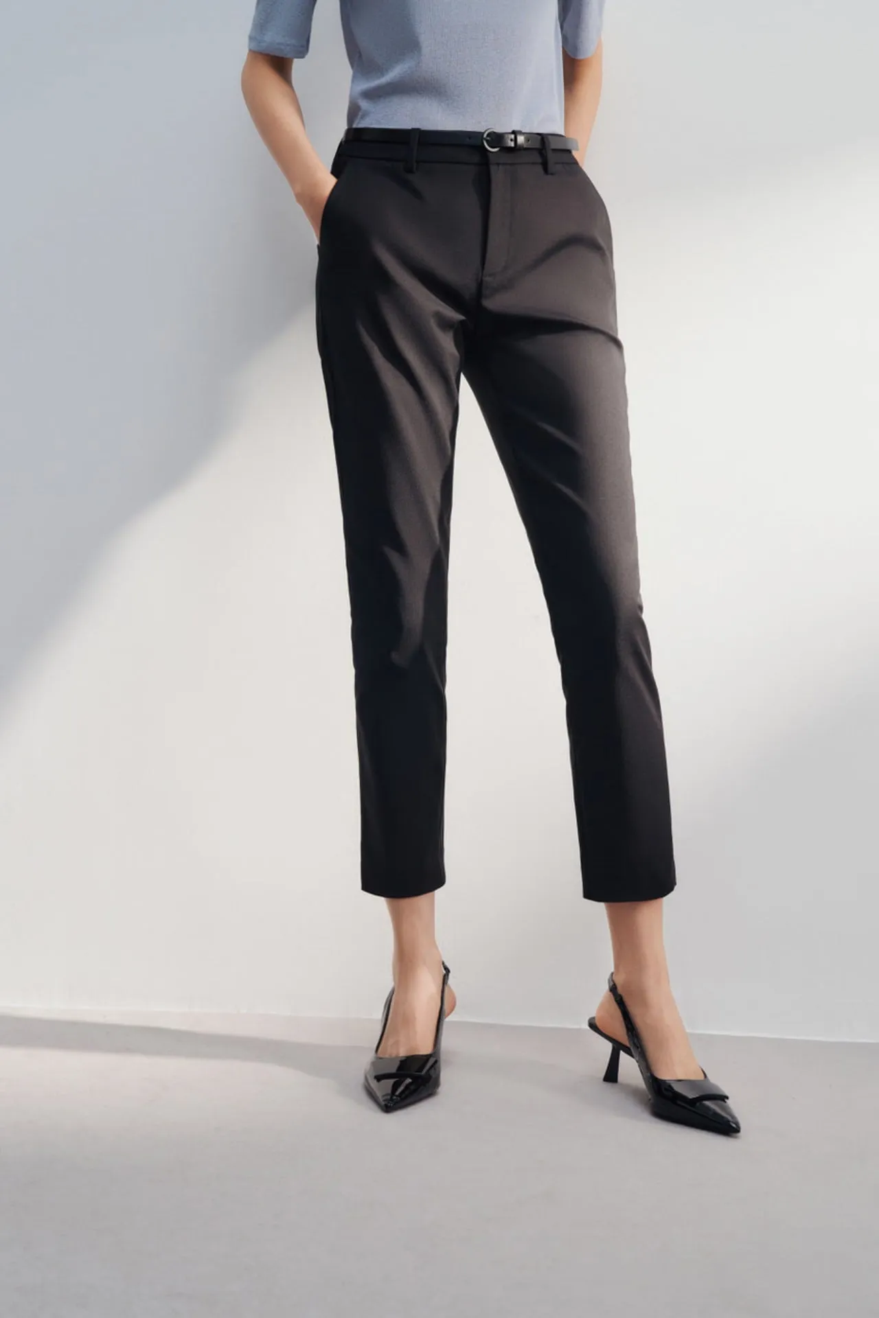 Cotton Blend Cropped Skinny Pants With Belt